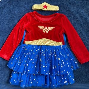 ADORABLE Baby Girl Wonder Woman Costume 6-12 months Like New!!